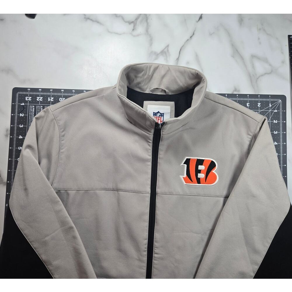 Nfl Bengals Jacket Tan and Orange Size Medium